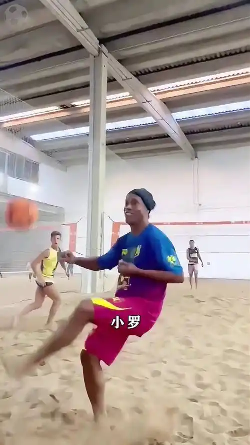 中的角色分